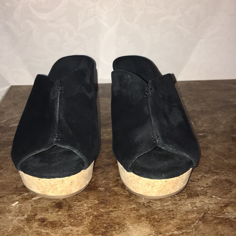 Ugg suede wedge